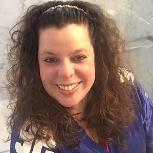 Meet your Posher, Lourdes